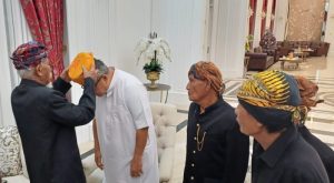 Ahmad Ali Dianugerahi Gelar Kehormatan Dewan Adat Sigi