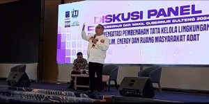 Ahmad Ali Teken Kontrak Politik Lingkungan dalam Diskusi Panel Forum Jurnalis Sulteng