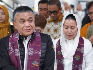 Foto: Jufri Peliput dan Protokol: Jufri, Ferdi, Buyung, Rum dan Kabag Fatimah Hatta - Bagian Protokol dan Komunikasi Pimpinan Setda Kota Palu. Tim Media Center Dinas Komunikasi Informatika Persandian dan Statistik Kota Palu.
