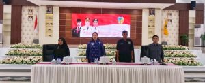 Bupati Donggala Vera Elena Laruni yang di damping oleh ketua DPRD saat membuka bimtek dukcapil./Foto:(IST).