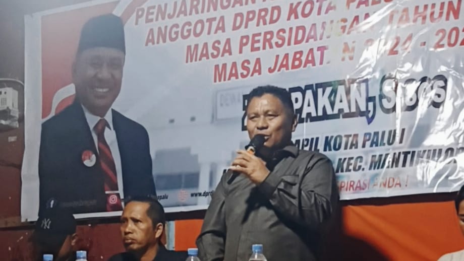 Anggota DPRD Kota Palu dari Fraksi PDI Perjuangan, Zet Pakan, S.Sos,